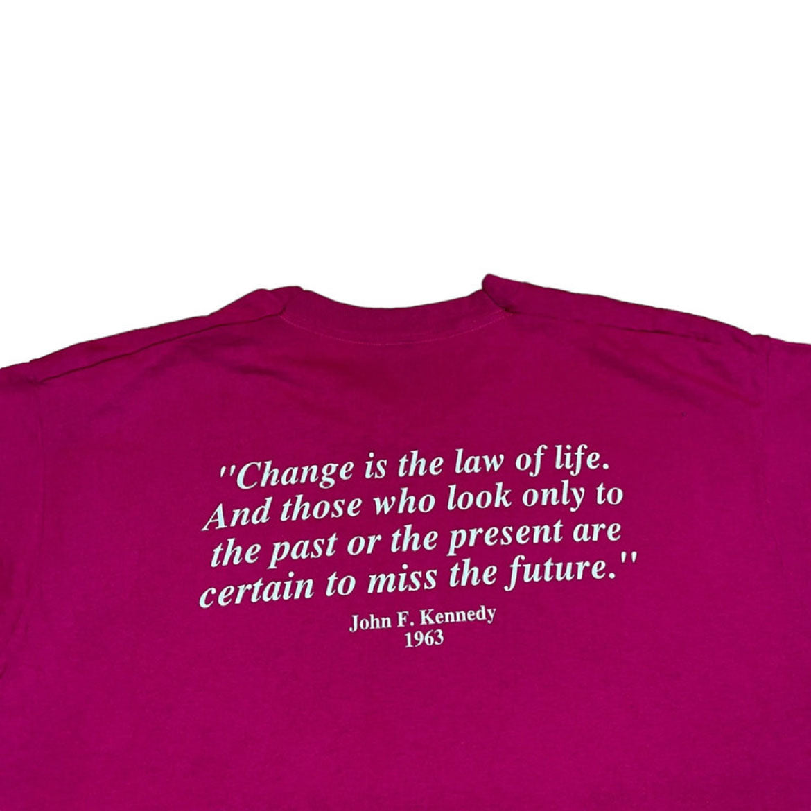 90's Vintage John F Kennedy Quote T-Shirt in Pink - XL