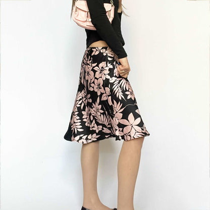 00's Blugirl Blumarine Silk Midi Skirt in Black and Pink Floral Pattern - XS