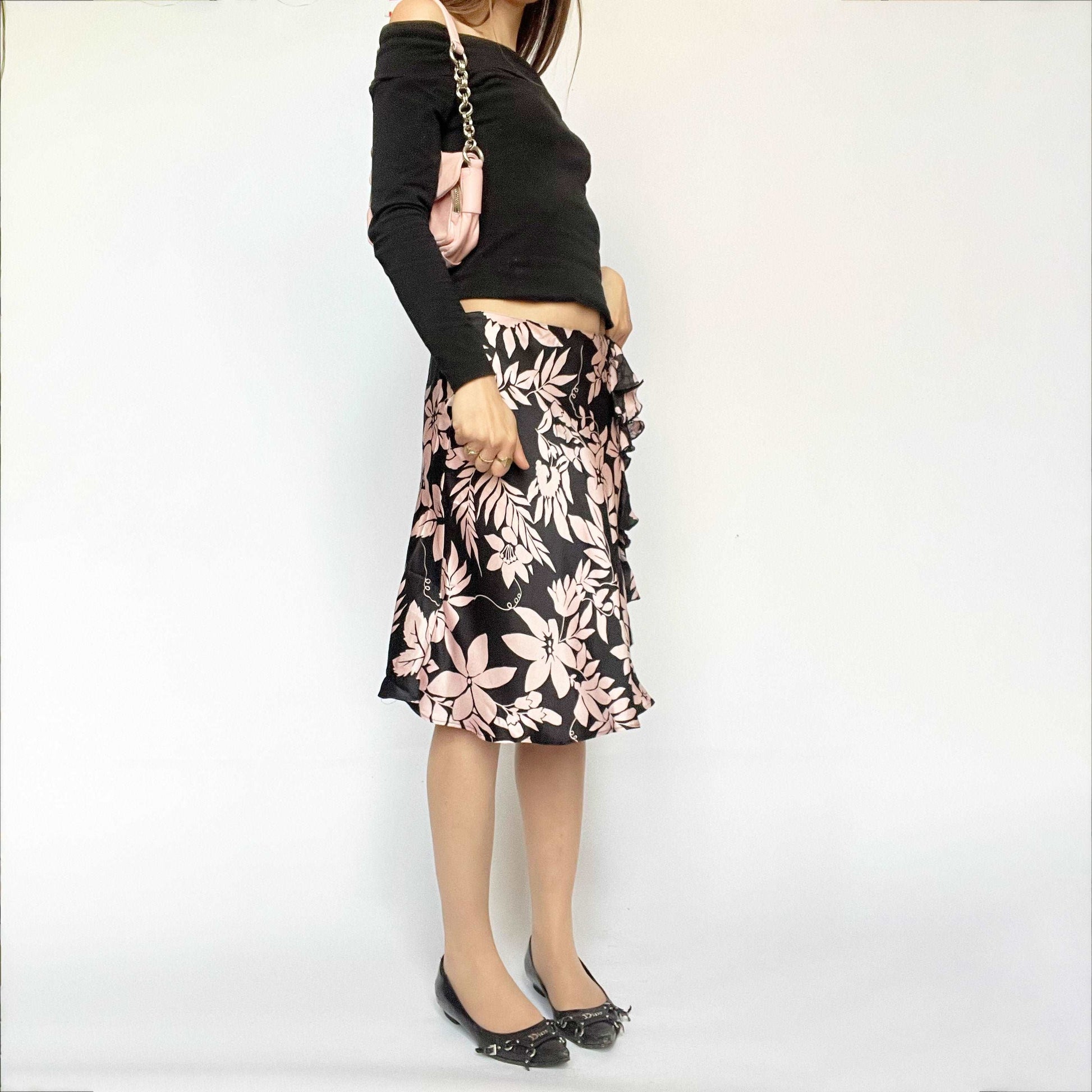 00's Blugirl Blumarine Silk Midi Skirt in Black and Pink Floral Pattern - XS