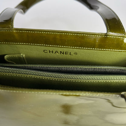 Early 00's Vintage Chanel Patent Leather Shoulder Bag in Olive Green