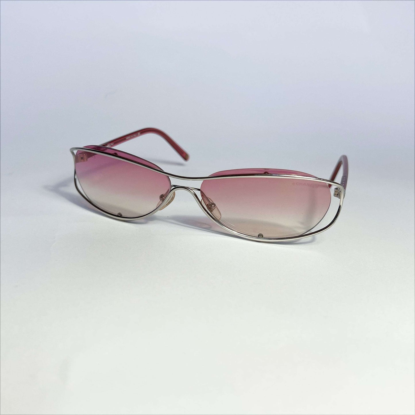 00's Chanel Rimless Sunglasses with Detached Wireframe in Pink