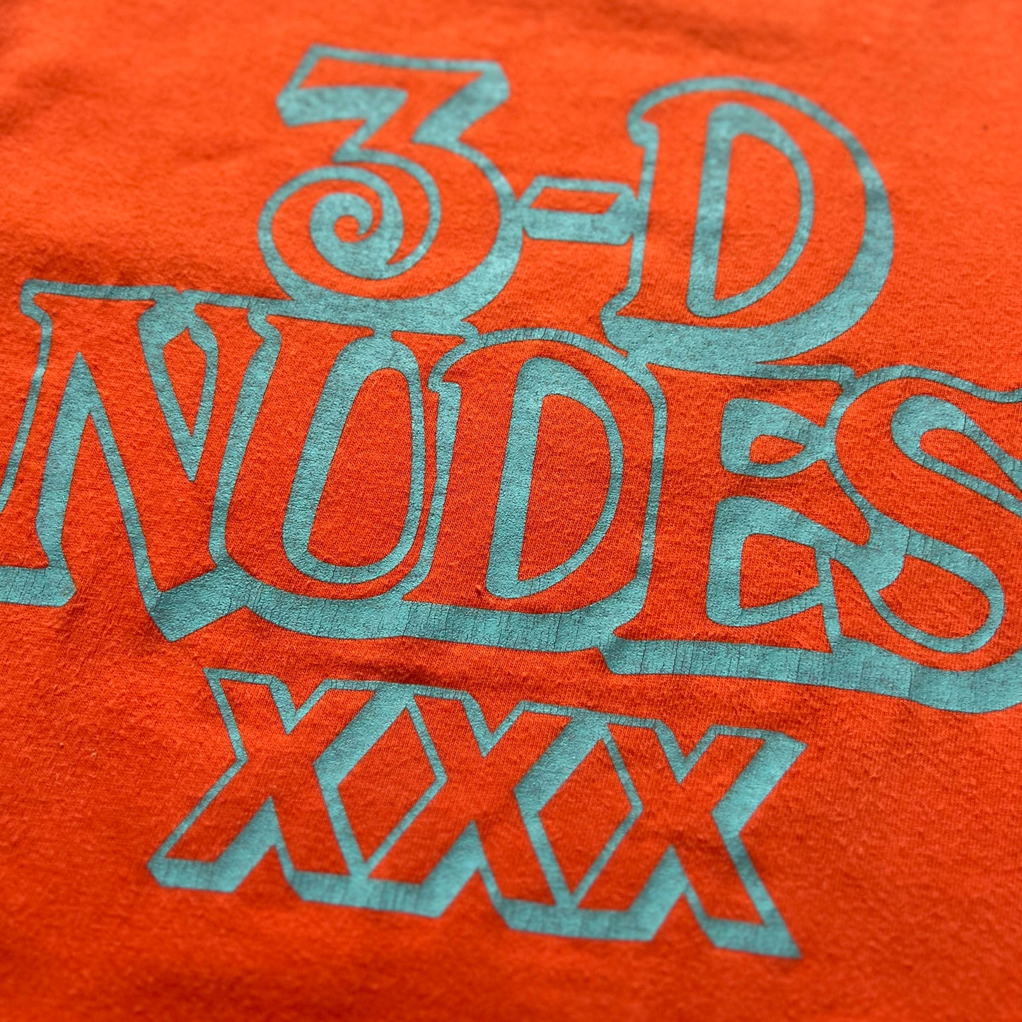 Vintage Hysteric Glamour "3-D Nudes" T-Shirt in Red - S