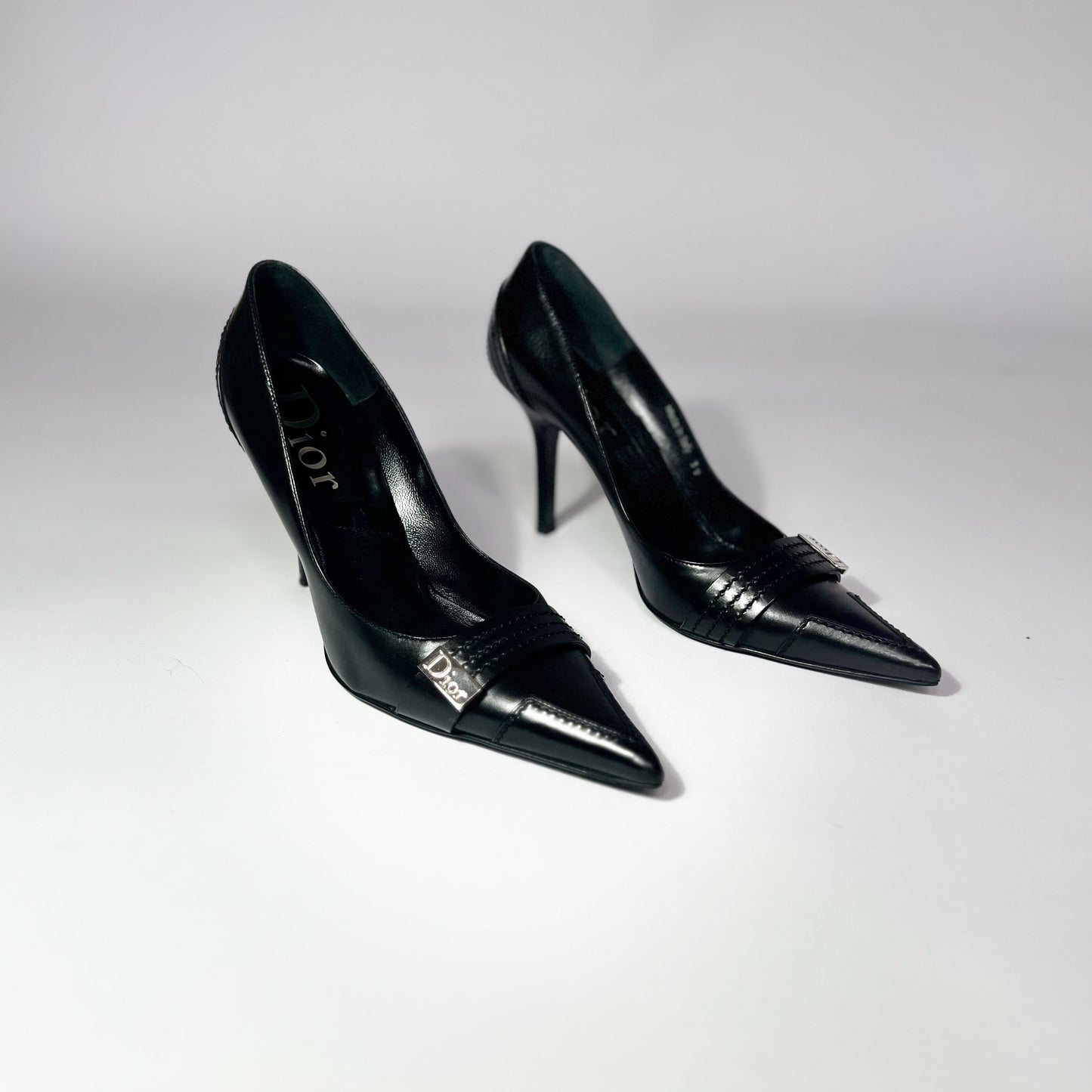 Vintage Dior Pointed Toe Stiletto Heel with Metal Logo Detail in Black -  UK 6