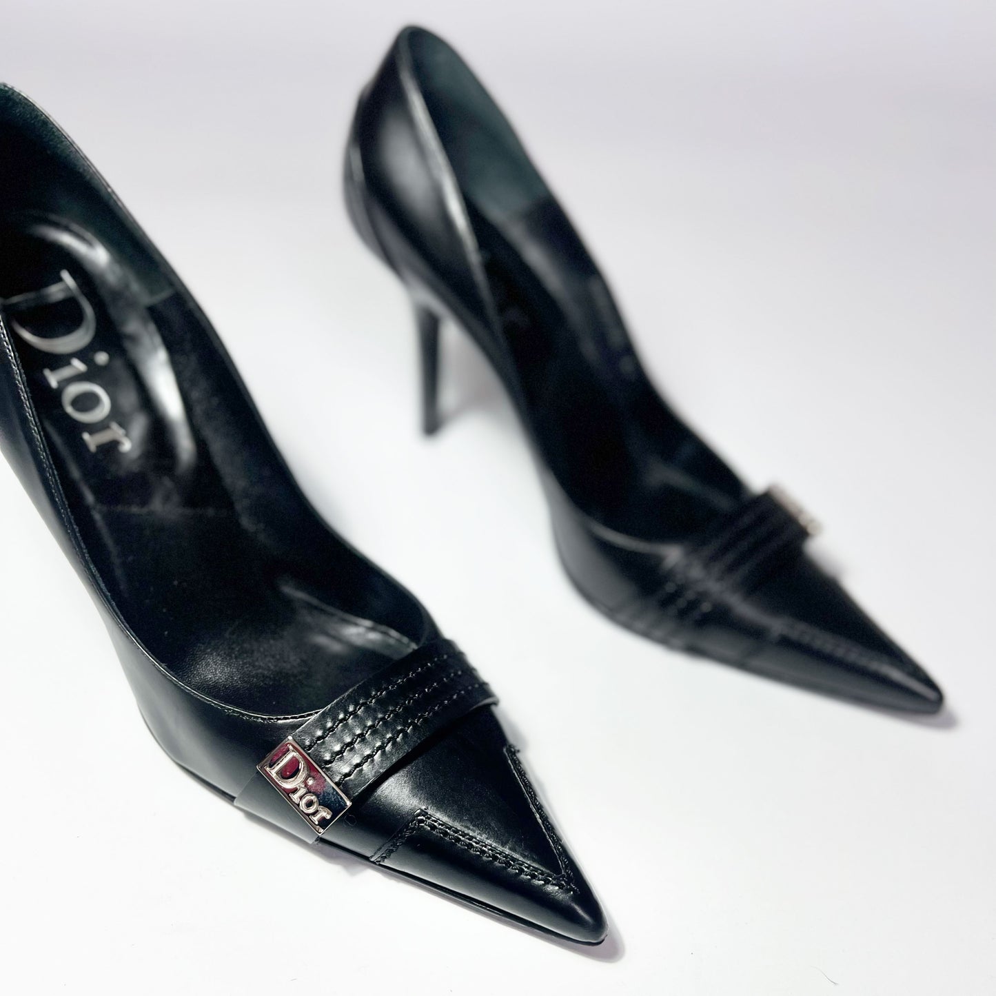 Vintage Dior Pointed Toe Stiletto Heel with Metal Logo Detail in Black -  UK 6