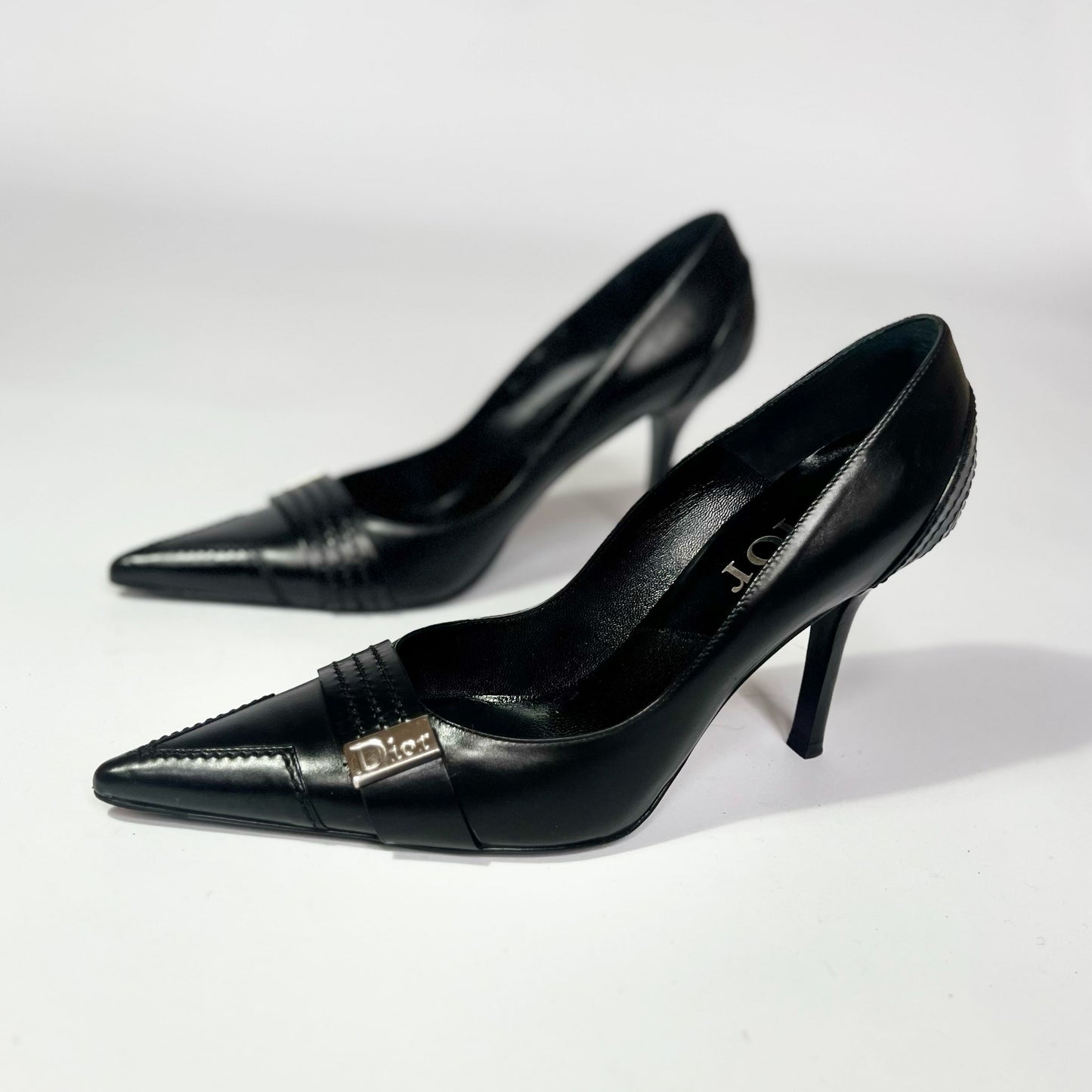 Vintage Dior Pointed Toe Stiletto Heel with Metal Logo Detail in Black -  UK 6