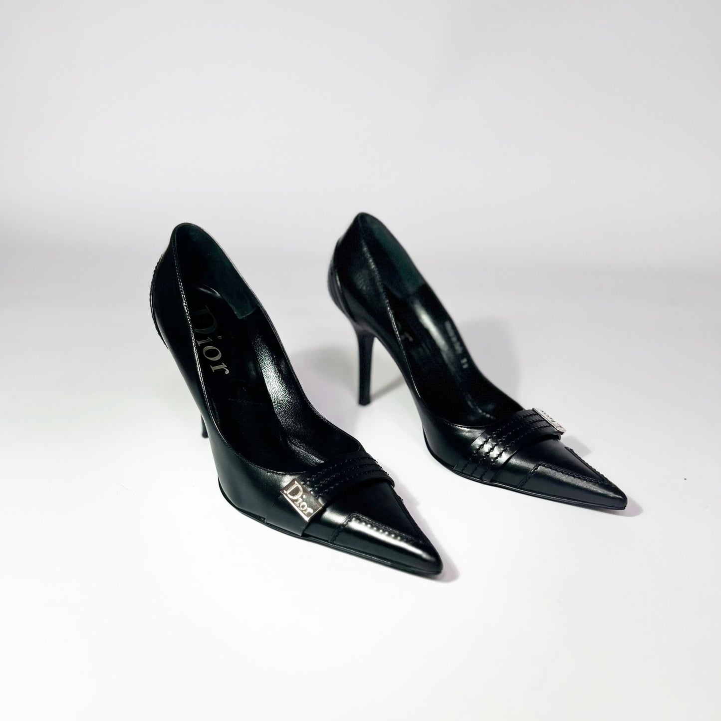 Vintage Dior Pointed Toe Stiletto Heel with Metal Logo Detail in Black -  UK 6