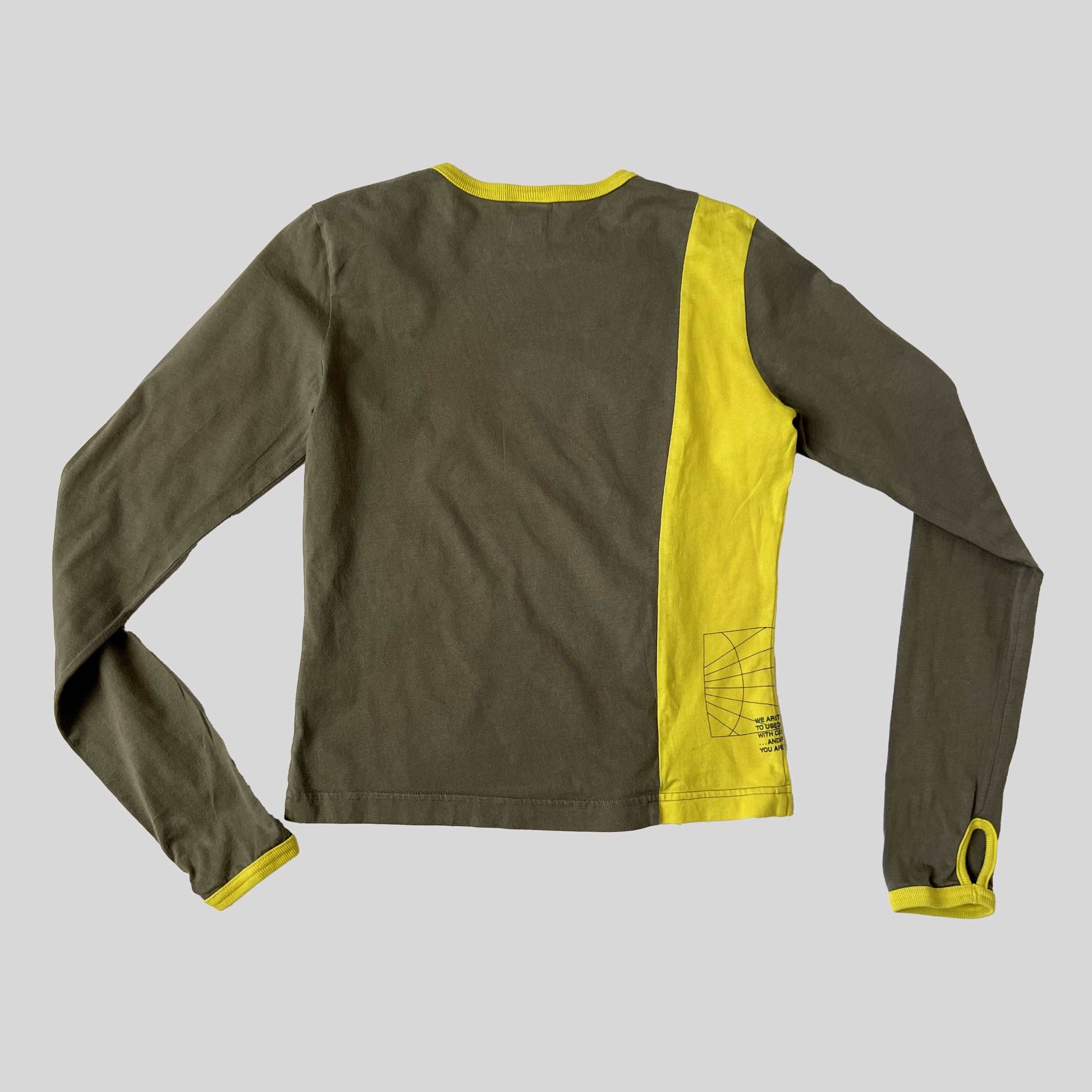 00's Diesel ParachutecH Longsleeve with Zip and Thumb Holes in Khaki - M